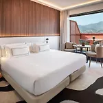 Melia Otel 5*