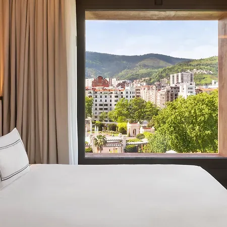 Отель Melia Бильбао