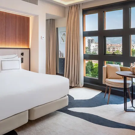 Melia Отель Бильбао